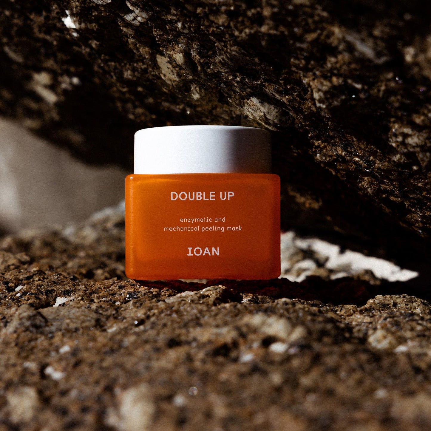 Golden scrub en masker